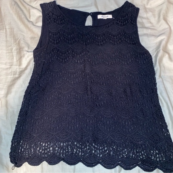MADEWELL CROCHET SCALLOP EDGE TOP IN NAVY J CREW TRENDY BUSINESS CASUAL OFFICE - Picture 1 of 10